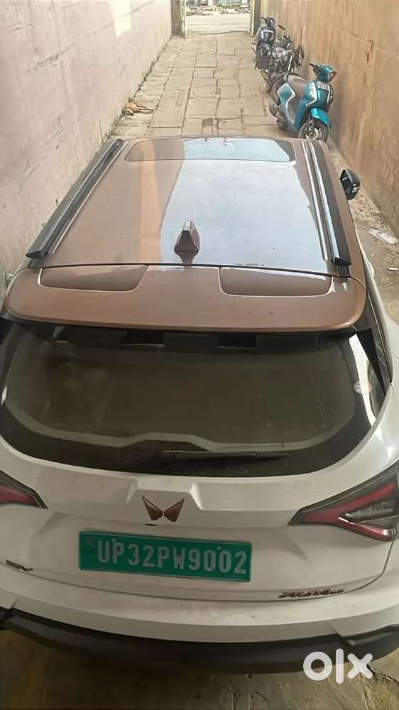 Mahindra Xuv400 Ev 2024 Electric Well Maintained