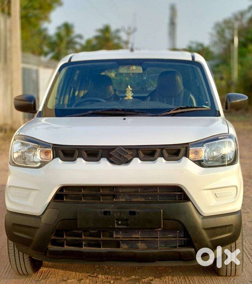 Maruti Suzuki S-presso Vxi, 2023, Petrol