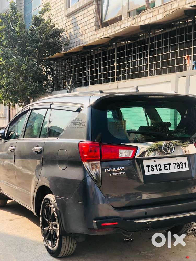 Toyota Innova Crysta 2016 Diesel 133000 Km Driven