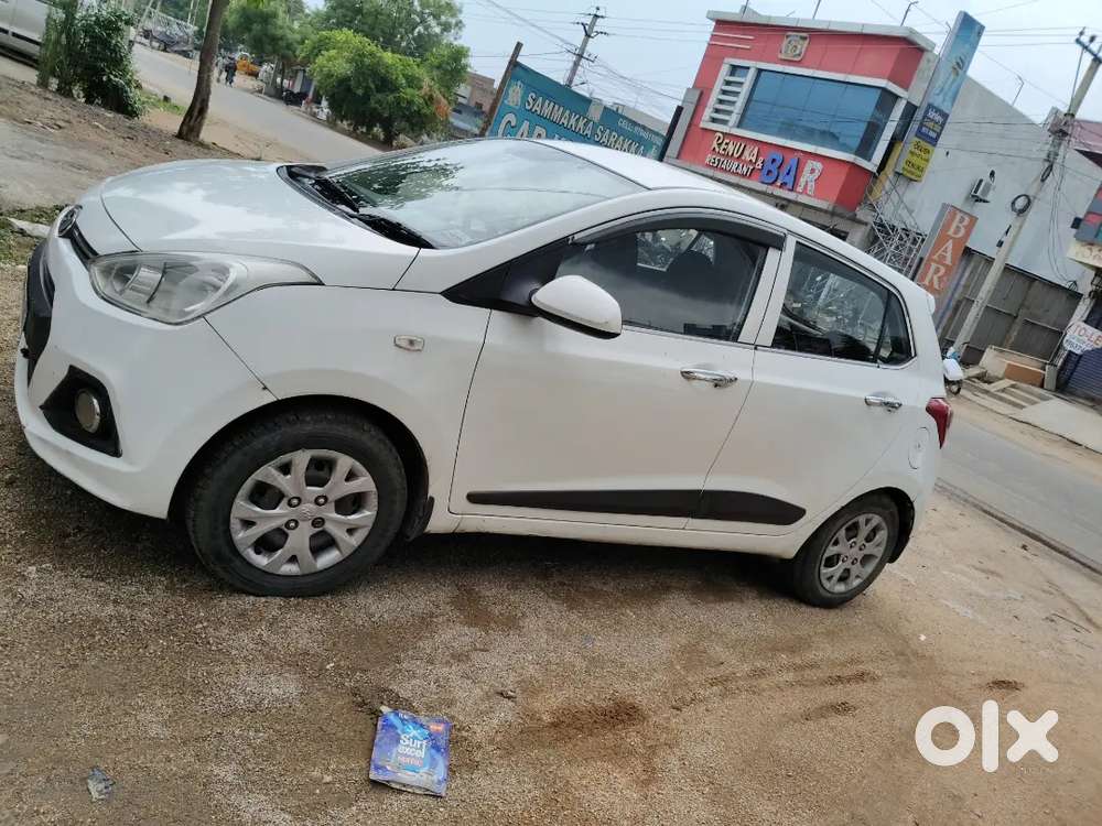 Hyundai Grand I10 2015 Year Car