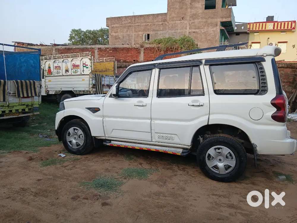 Mahindra Scorpio 2015 Diesel 120000 Km Driven