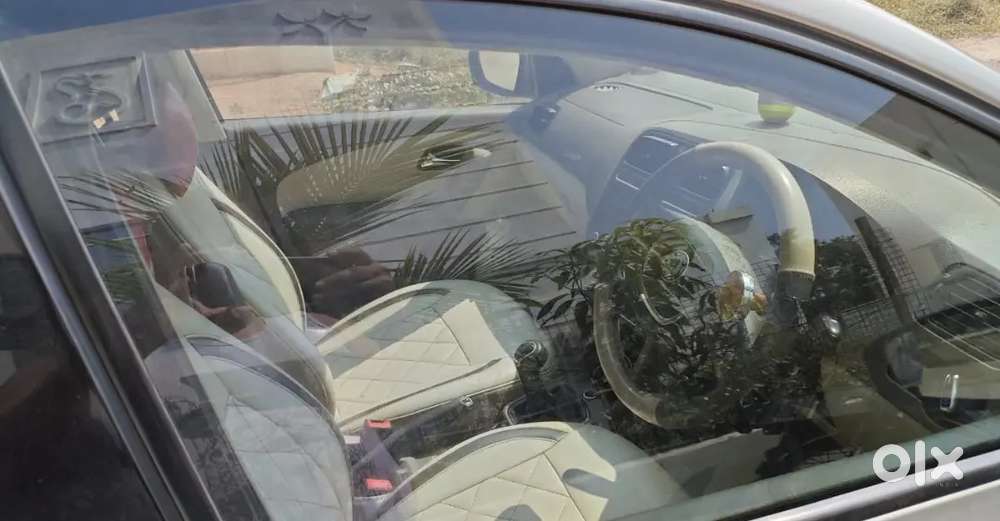 Skoda Rapid 2012 Diesel Good Condition 22kmpl Bangalore Registration