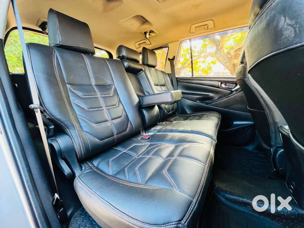 Toyota Innova Crysta [2020-ongoing] 2.4 Gx At 8 Str, 2021, Diesel