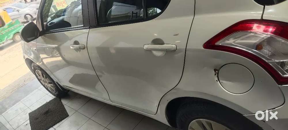 Maruti Suzuki Swift 2013 Petrol 64000 Km Driven