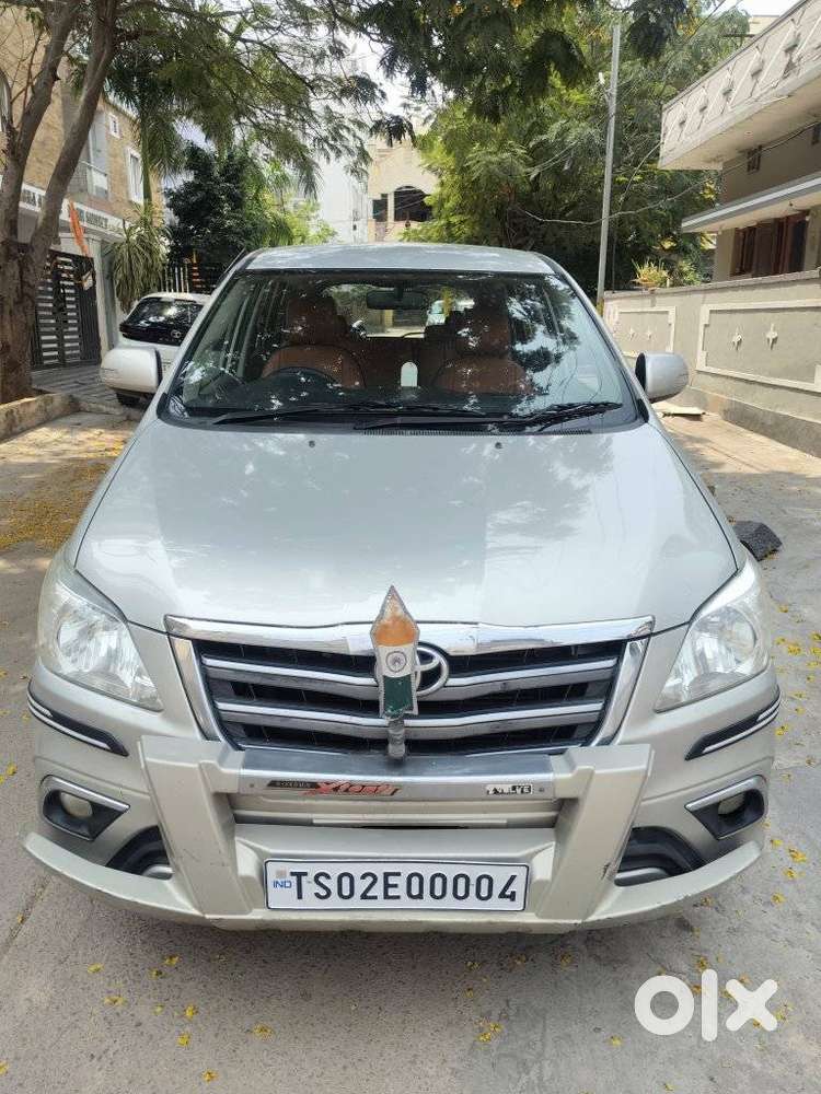 Toyota Innova 2.5 Vx 8 Str, 2015, Diesel