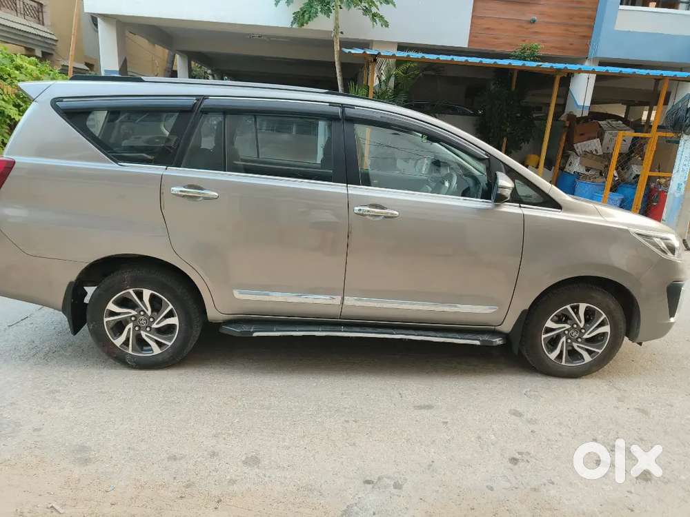 Toyota Innova Crysta 2021