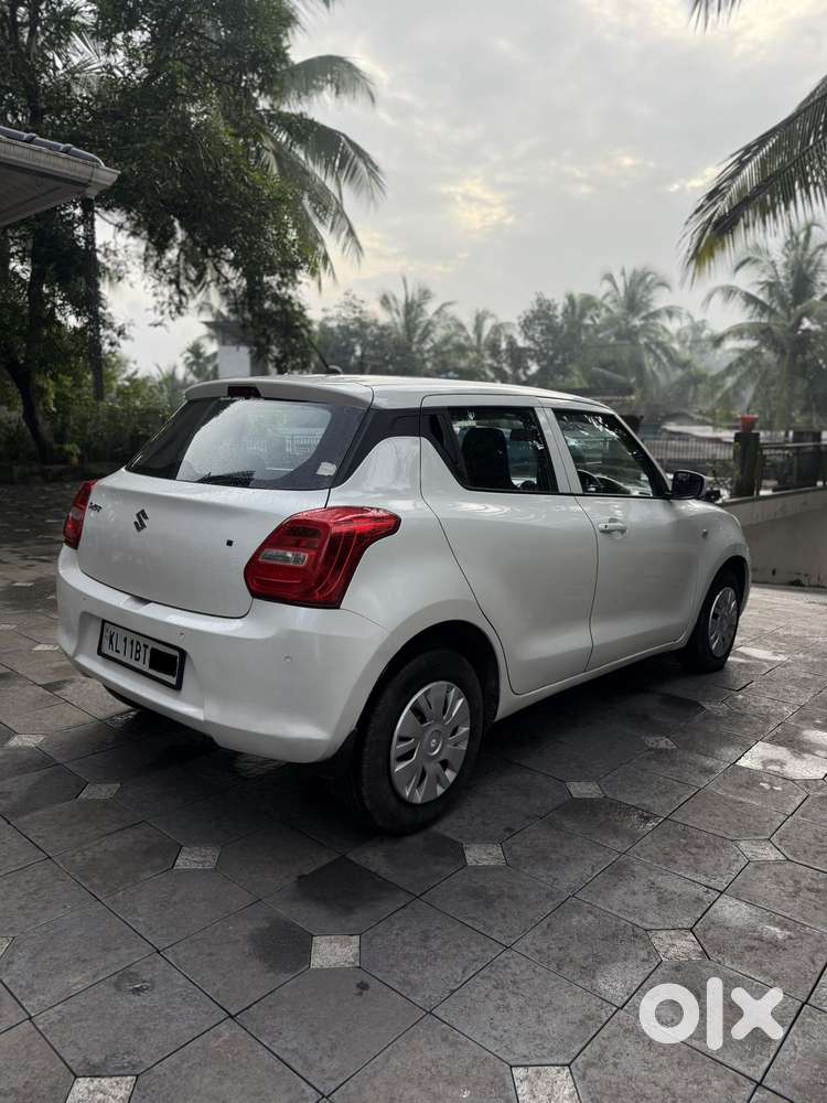 Maruti Suzuki Swift Vvt Lxi, 2021, Petrol