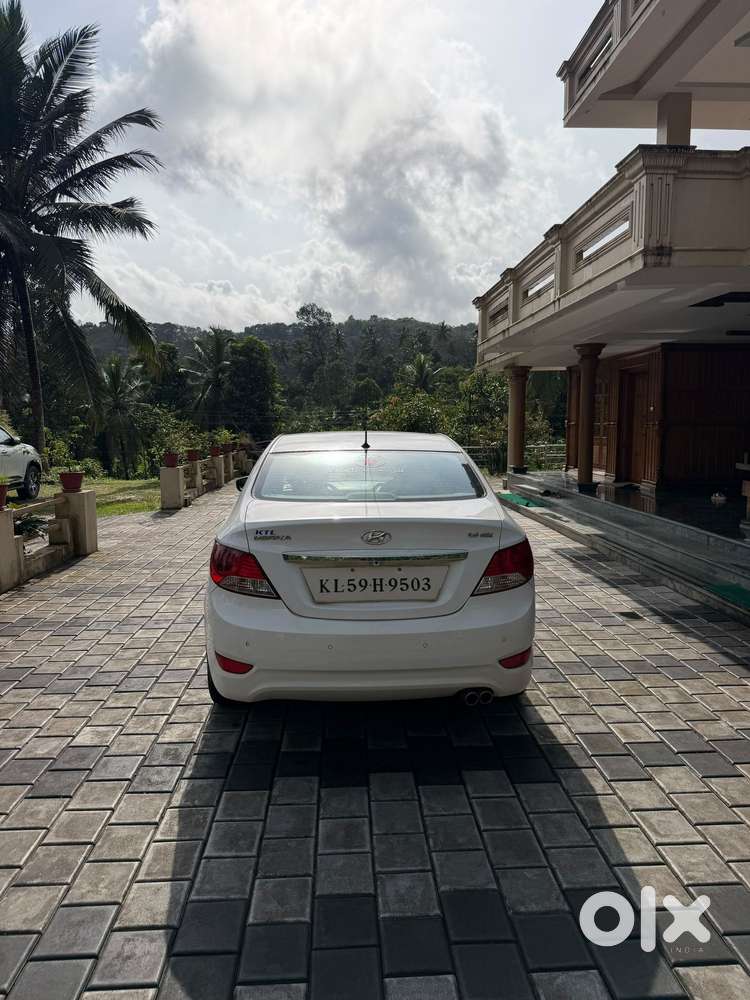 Hyundai Verna Vtvt 1.6 Sx, 2014, Petrol