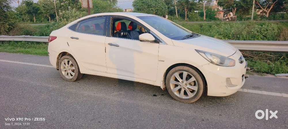 Hyundai Verna 1.6 Diesel Manual 2012