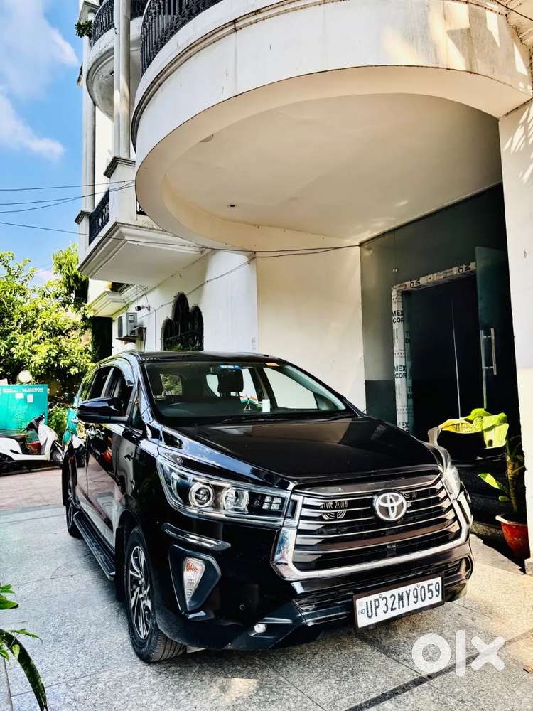 Toyota Innova Crysta [2020-ongoing] 2.4 Vx 7 Str, 2022, Diesel