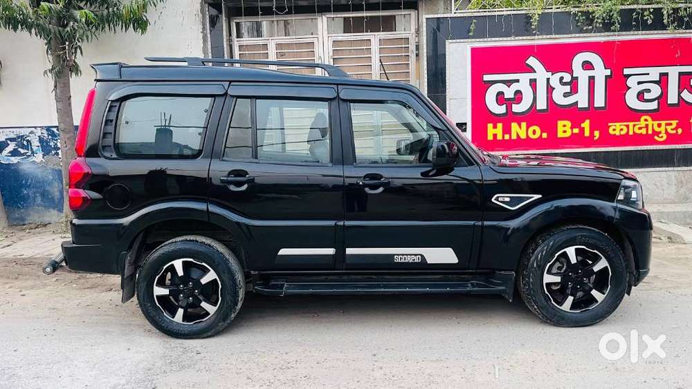 Mahindra Scorpio