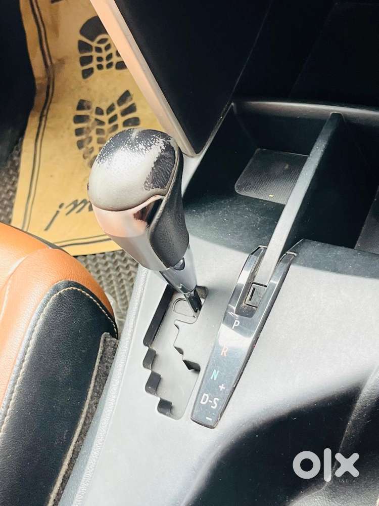 Toyota Innova Crysta 2.8 Z, 2017, Diesel