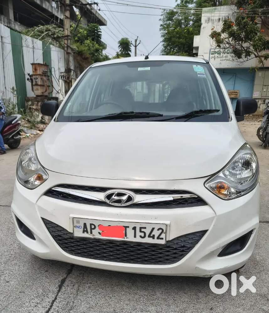 Showroom Single Owner Hyundai I10 Magna Well Maintained