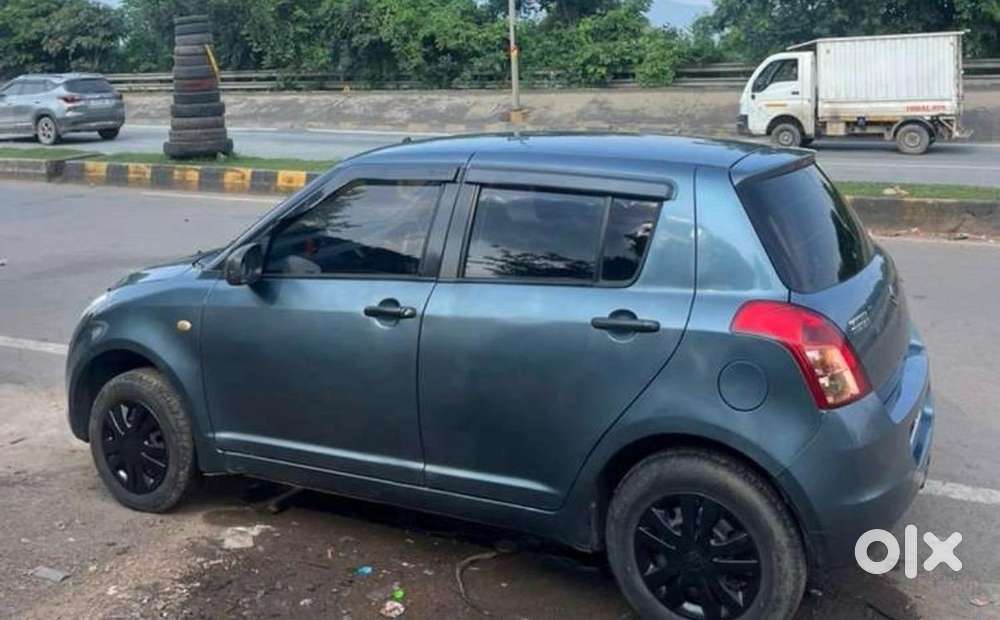 Maruti Suzuki Swift 2010