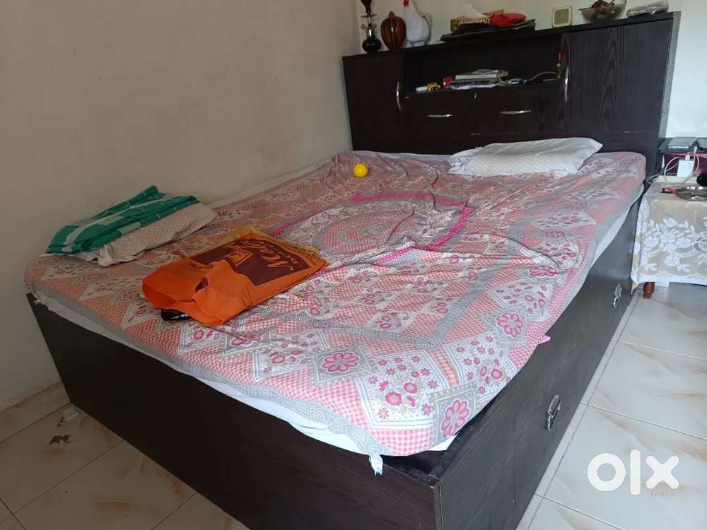 King Size Bed