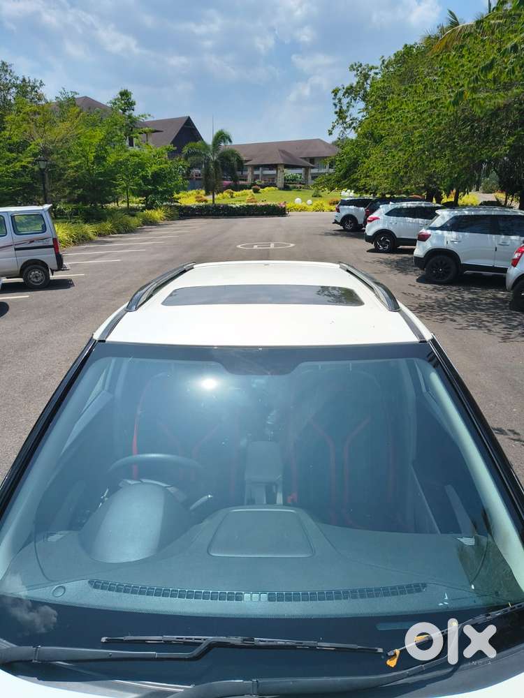 Mahindra Xuv300 W6, 2023, Petrol