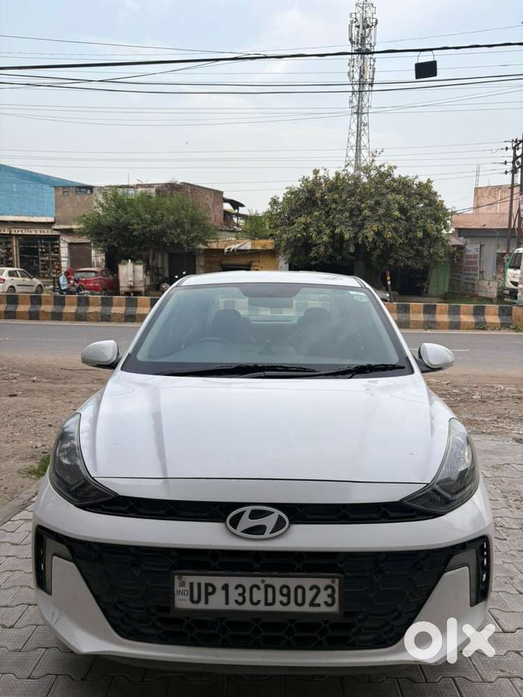 Hyundai Aura 2023 Cng