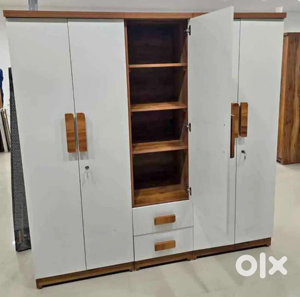 BRAND NEW 5 DOORS WARDROBE - Beds & Wardrobes in Vasai East