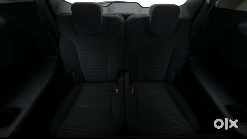 Mahindra Xuv700 2.2 Ax 3 Diesel Mt 7 Str, 2022, Diesel