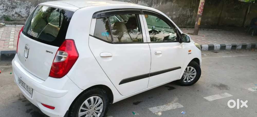 Hyundai I10 Sportz Petrol 2015