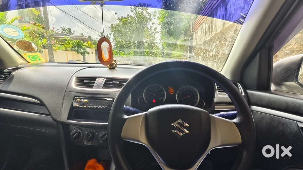 Maruti Suzuki Swift Vdi Diesel -december 2011 Model
