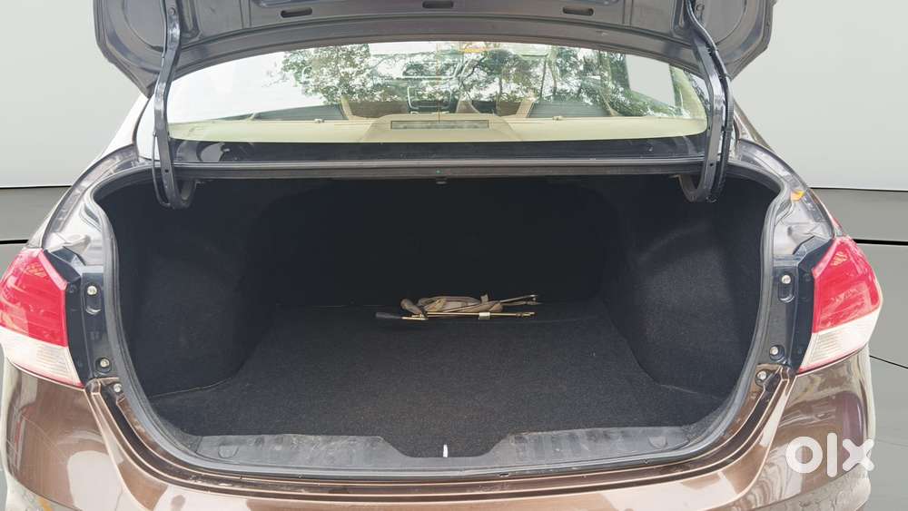 Maruti Suzuki Ciaz Zxi Plus, 2015, Petrol