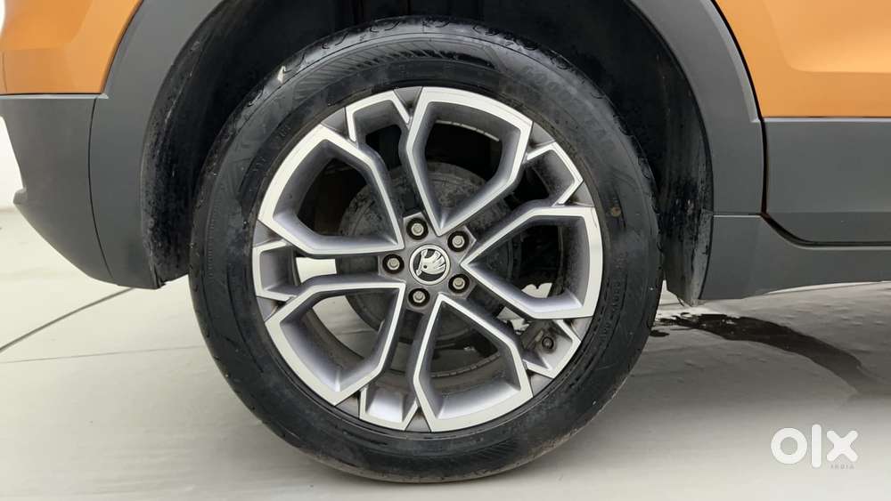 Skoda Kushaq Style 1.0l Tsi At, 2021, Petrol