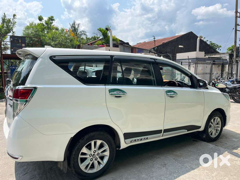 Toyota Innova Crysta 2.4 Gx Mt 8s, 2019, Diesel