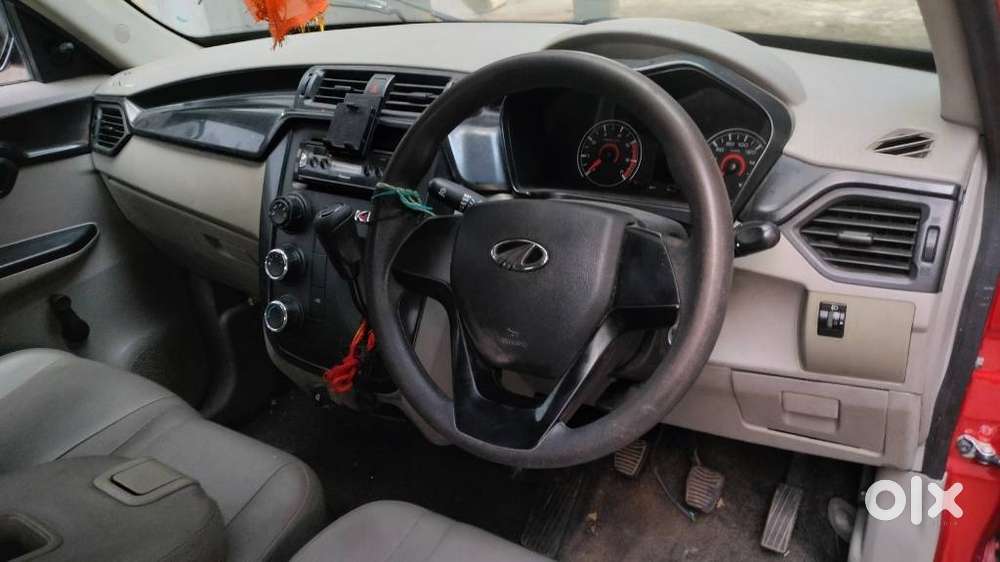 Mahindra Kuv 100 Mfalcon D75 K2, 2017, Petrol