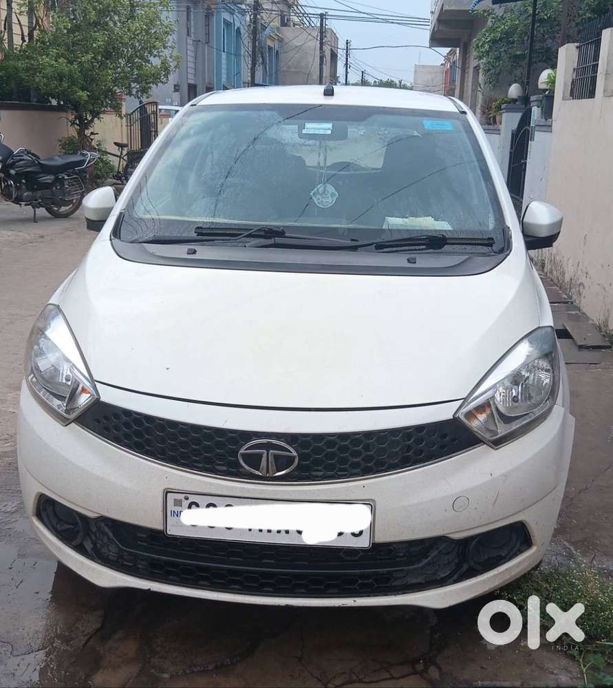 Tata Tiago 2018 Rhythm Petrol