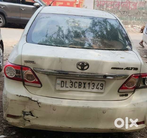Toyota Corolla Altis 2013