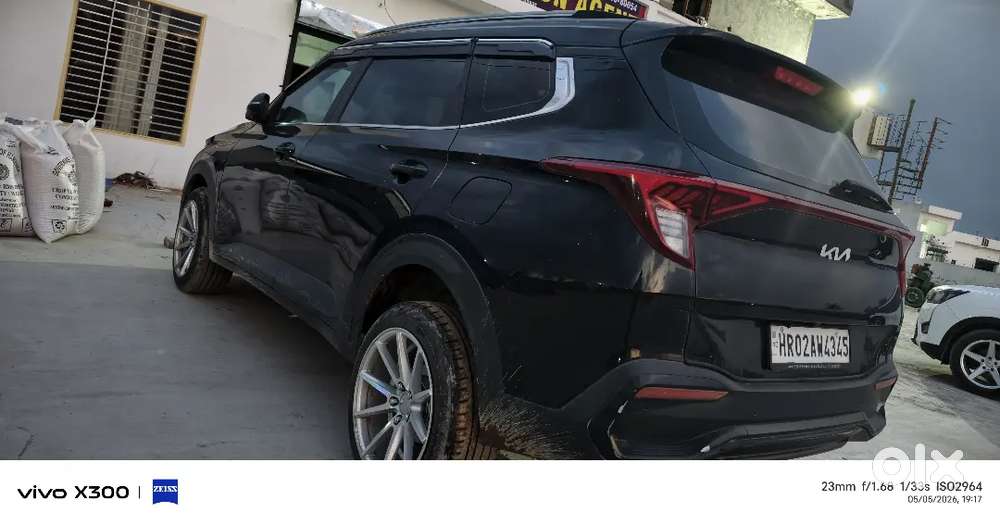 Kia Carens 2022 Diesel Well Maintained