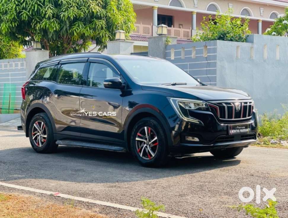 Mahindra Xuv700 2.0 Ax 5 Petrol Mt Str, 2022, Petrol