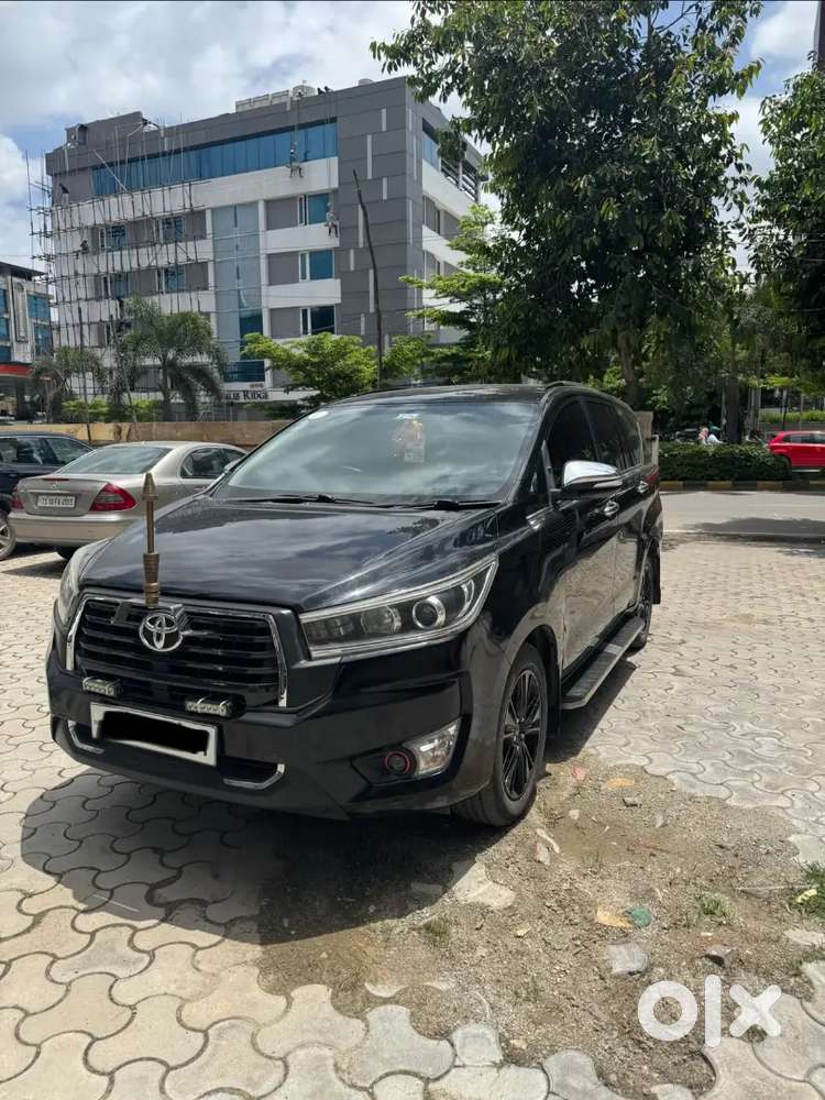 Toyota Innova Crysta 2017 2.8z