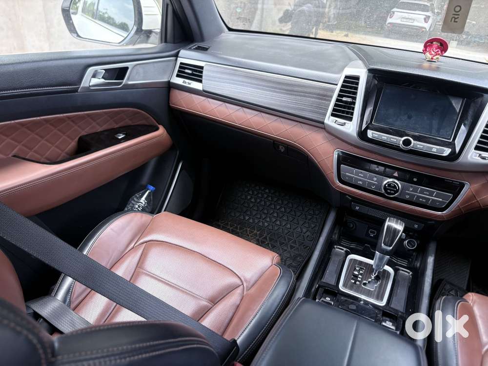 Mahindra Alturas G4 4x2 At, 2022, Diesel