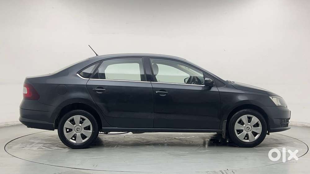Skoda Rapid 1.0 Tsi Active, 2020, Petrol