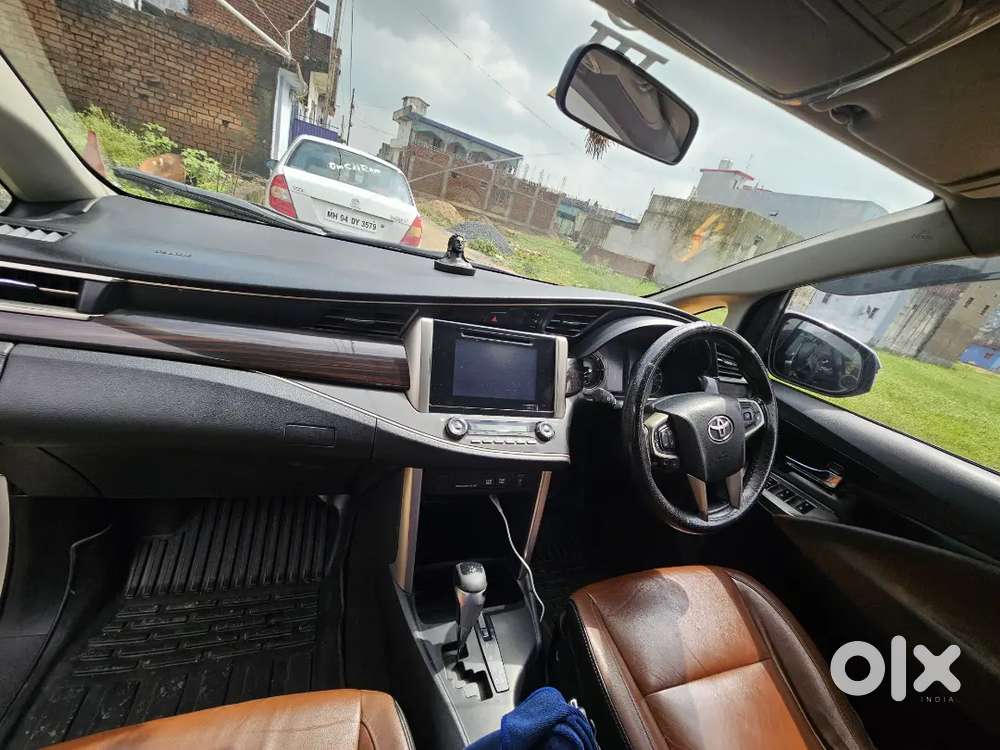 Toyota Innova Crysta 2.8 Diesel 2019