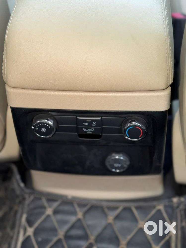 Ford Endeavour 3.2 Titanium 4x4 At, 2017, Diesel