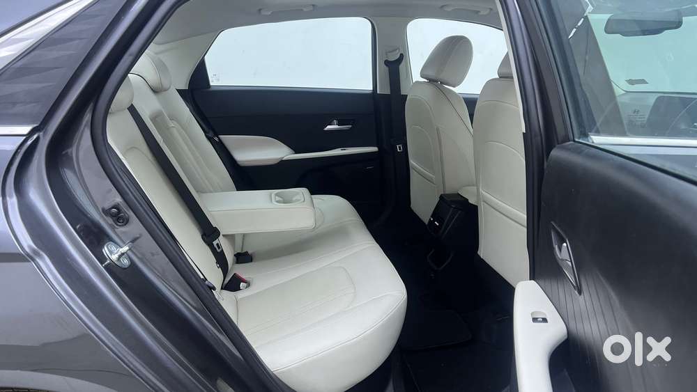 Hyundai Verna 1.5 Sx (o) Petrol Mt, 2023, Petrol