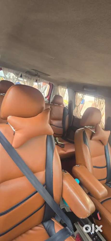 Mahindra Tuv 300 2018