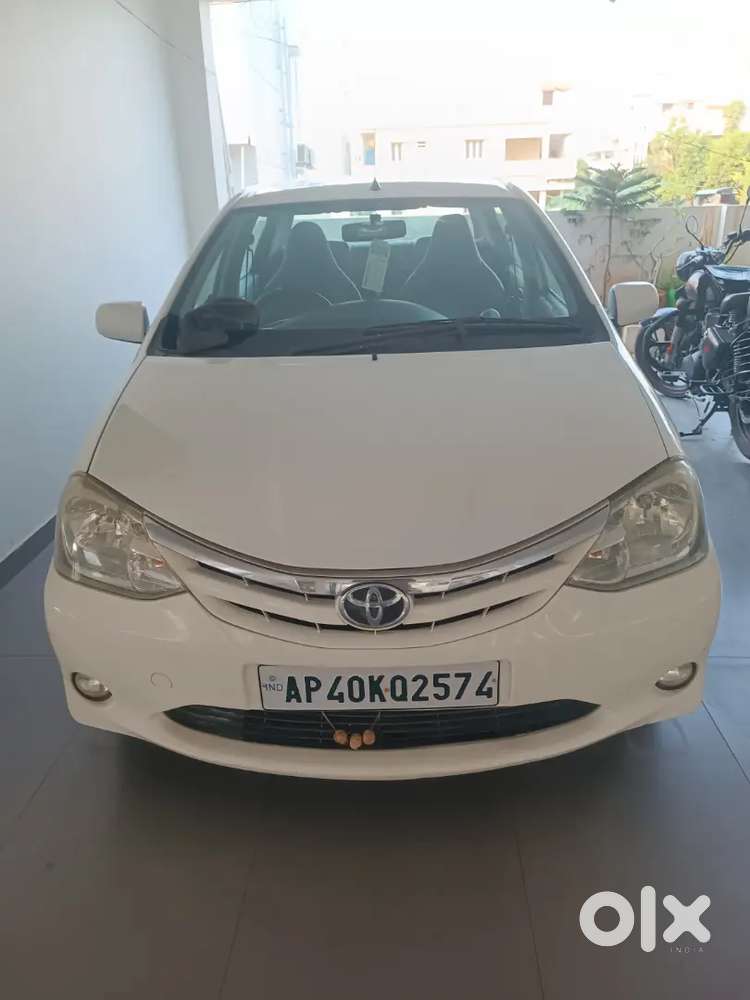 Toyota Etios 2011 Petrol Well Maintained