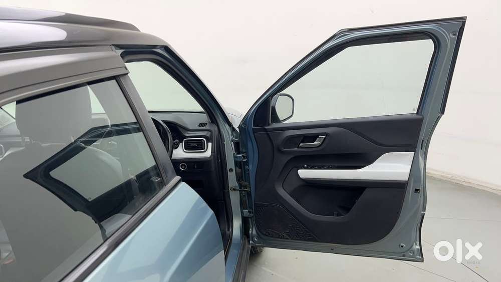 Tata Punch Creative Amt, 2021, Petrol