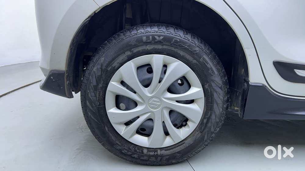 Maruti Suzuki Swift Vvt Vxi, 2022, Petrol