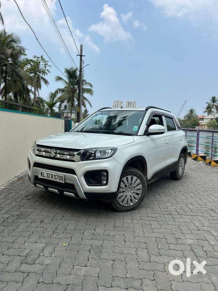 Maruti Suzuki Brezza 1.5 Lxi Smart Hybrid, 2020, Petrol