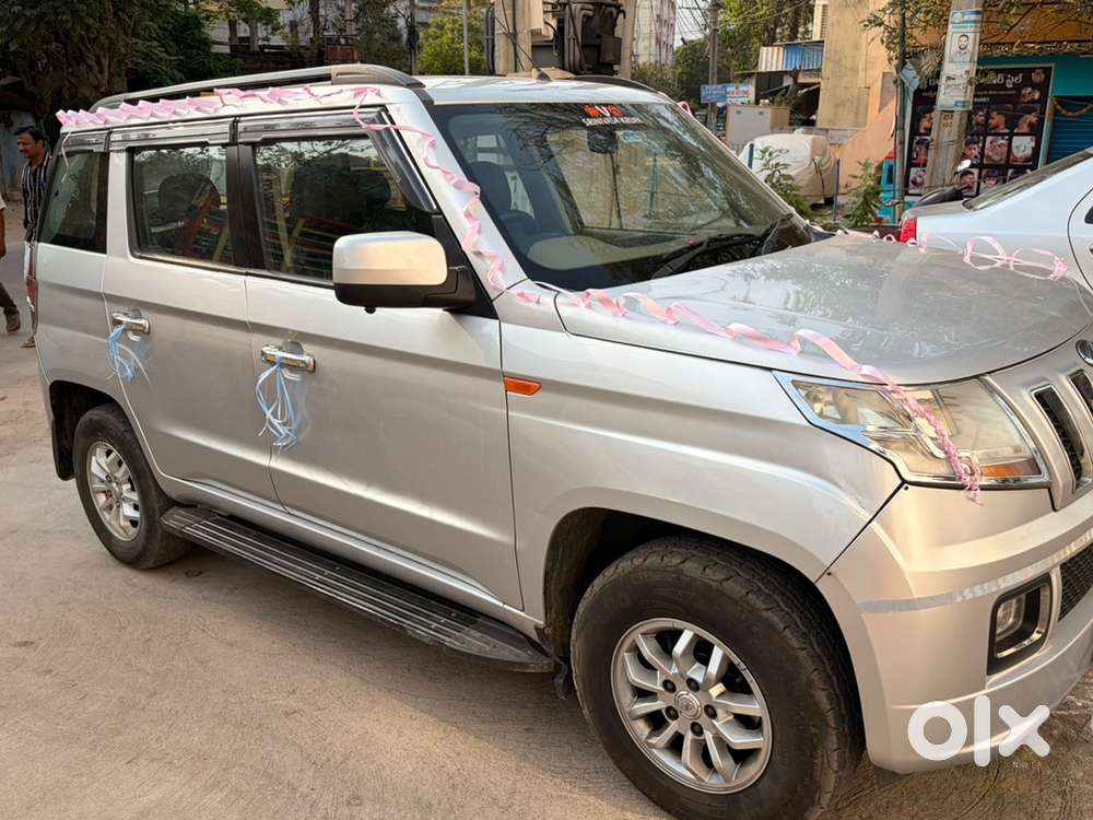 Mahindra Tuv 300 2017 Diesel Well Maintained