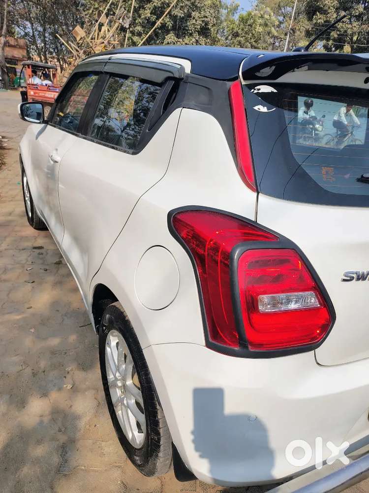 Maruti Suzuki Swift 2022 Petrol 33000 Km Driven With Cng