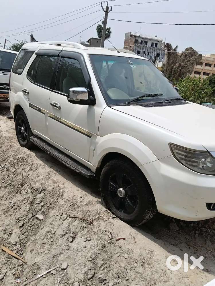 Tata Safari Storme Vx 4x2 2014 Diesel