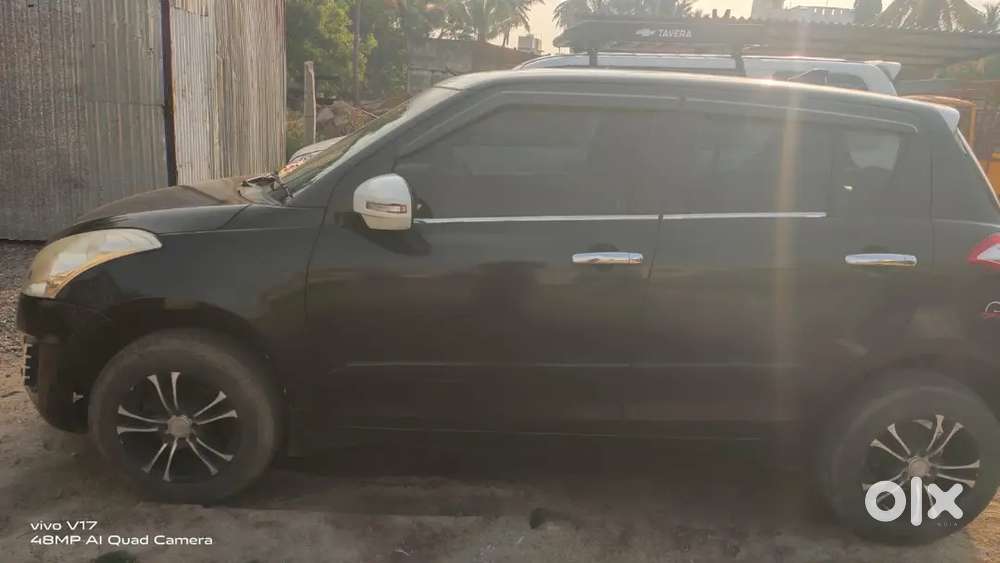 Maruti Suzuki Swift 2013 Diesel 96000 Km Driven