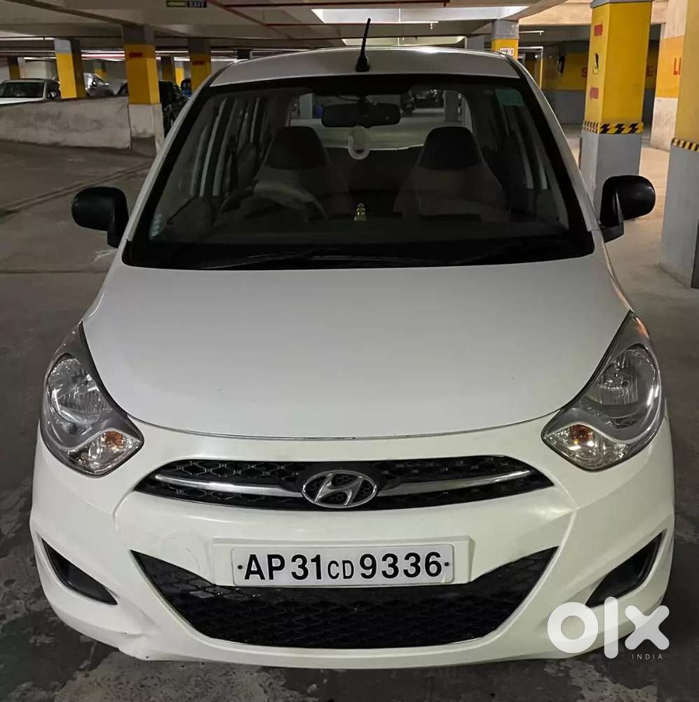 Excellent Hyundai. I 10, Era 2013 Model Only 16000 Kms., Run 1st Owner