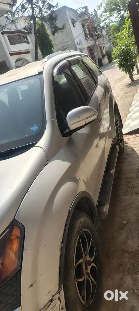 Mahindra Xuv500 2012